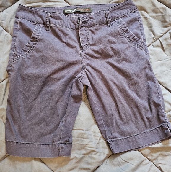 Freestyle Revolution Navy Blue Burmuda shorts size 11 - Picture 1 of 2